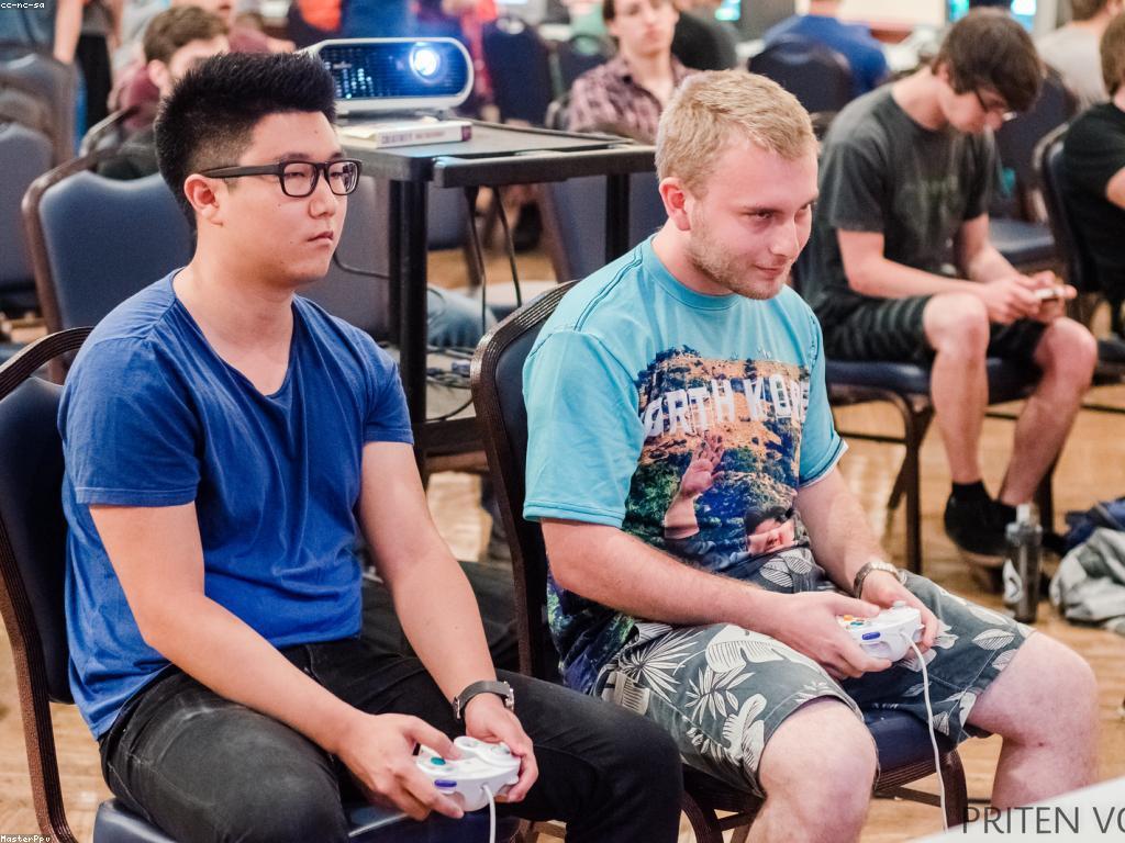 សហគមន៍ហ្គេម: ការបង្កើតនិងកែលម្អបទពិសោធន៍លេងហ្គេម